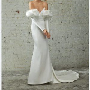 Rivini - Quinn Wedding Gown Size 10